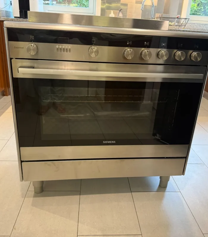 Siemens iQ700 90cm Electric Ceramic Cooker