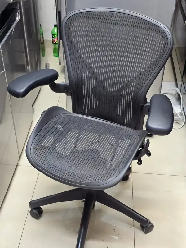 Herman Miller Aeron Classic Chair
