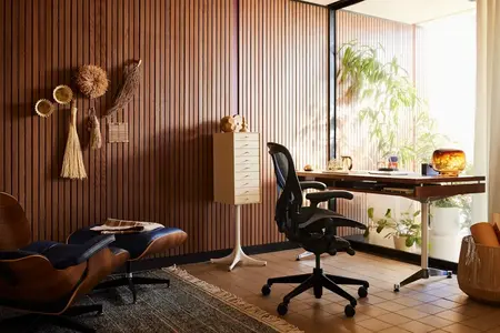 Herman Miller Aeron Classic Chair