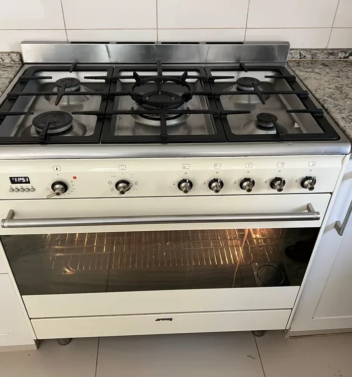 Smeg 90cm Gas Oven
