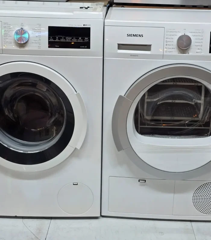 Siemens iQ500 Washer and Dryer Separate Set