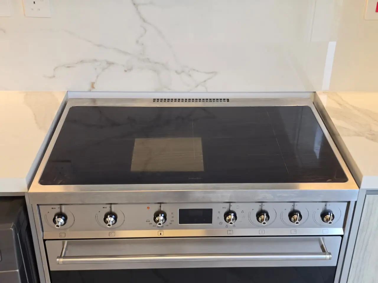 Smeg 90cm Induction Cooker