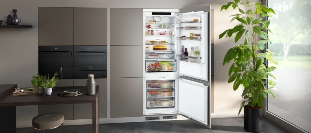 Siemens Built-in Refrigerators & Freezers
