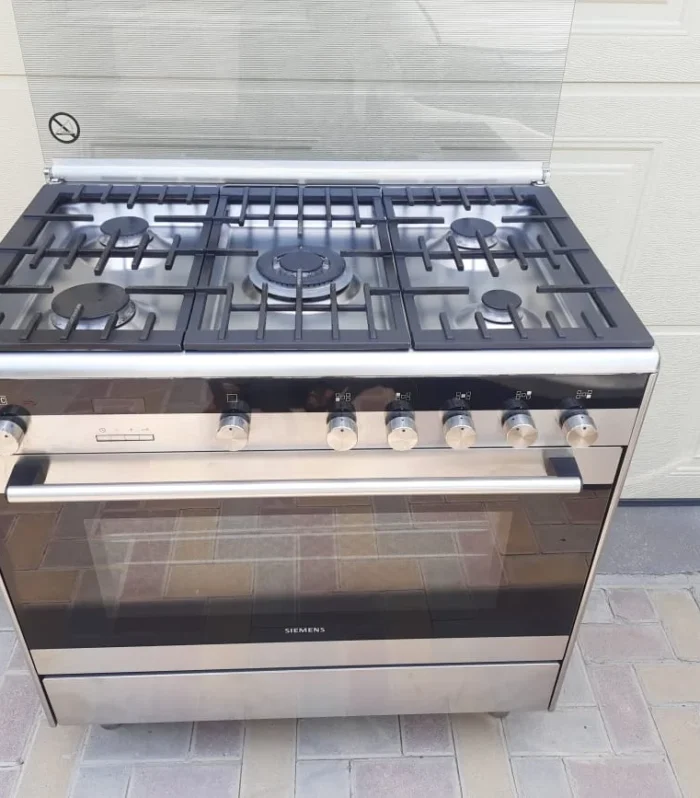 Siemens iQ500 Top Gas Oven Electric Cooker 60×90cm Preowned Cooker in UAE